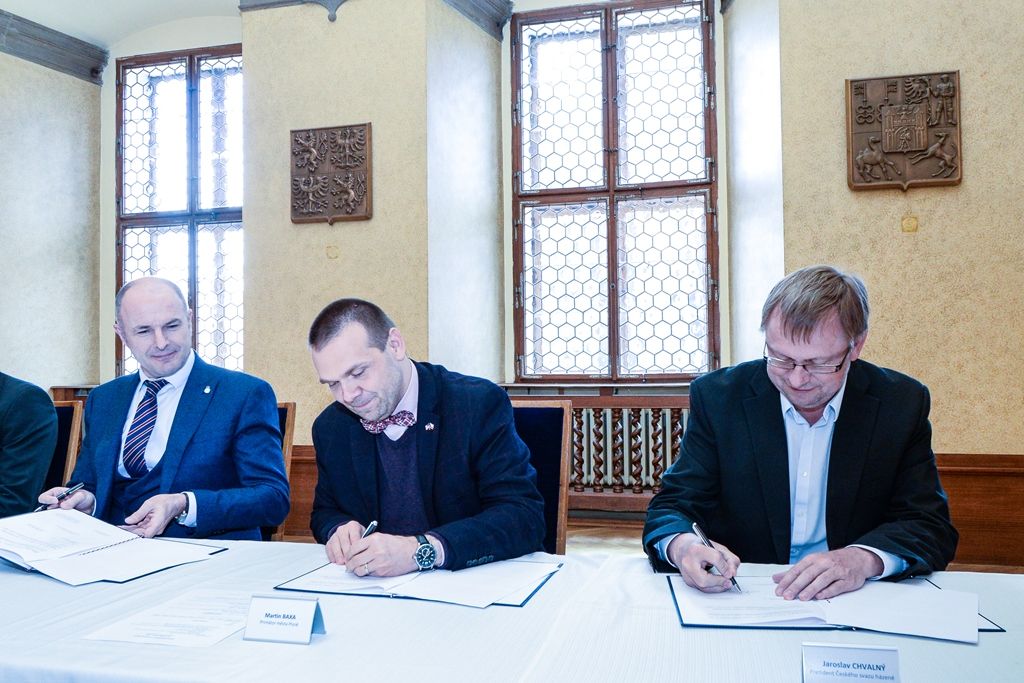 Podpis memoranda o podpoře sportovních akademií