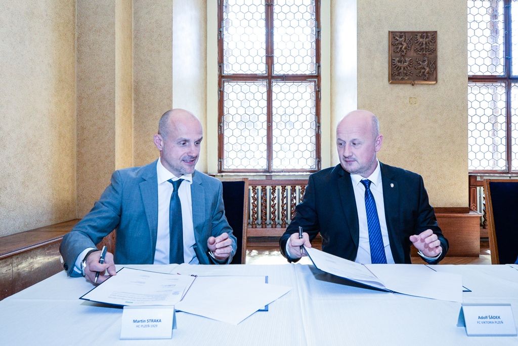 Podpis memoranda o podpoře sportovních akademií (foto: M. Pecuch, 13.5.2019)