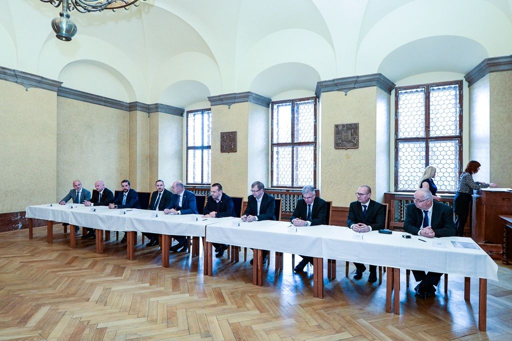 Podpis memoranda o podpoře sportovních akademií (foto: M. Pecuch, 13.5.2019)