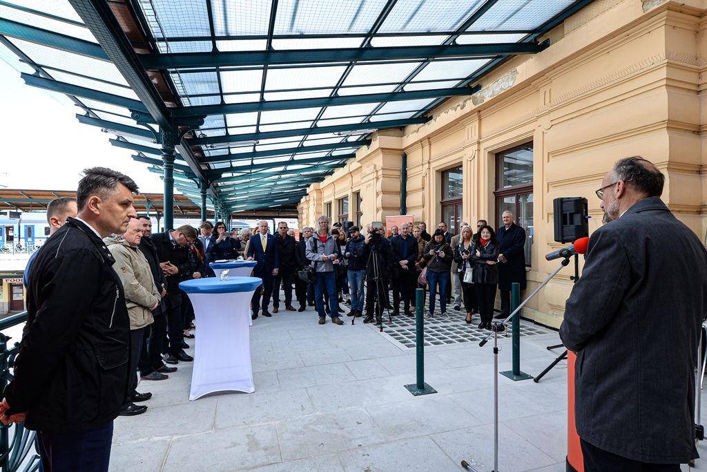Modernizované hlavní vlakové nádraží Plzeň (foto: M. Pecuch, 14.5.2019)