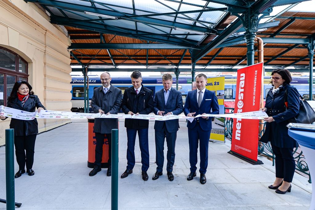 Modernizované hlavní vlakové nádraží Plzeň (foto: M. Pecuch, 14.5.2019)