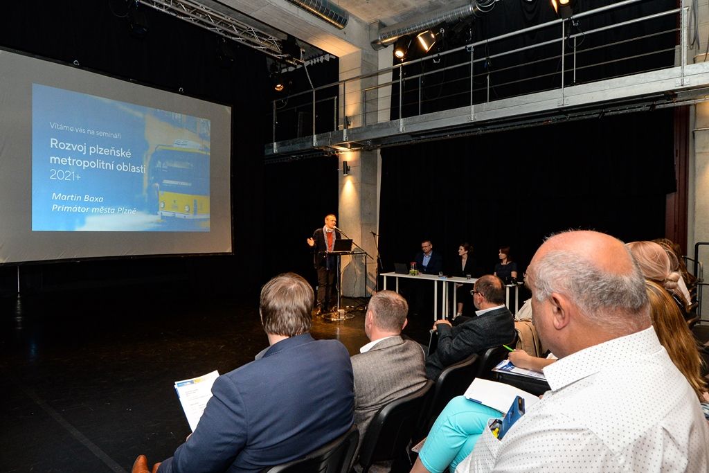 Seminář řešil budoucnost plzeňské metropolitní oblasti v období 2021+ (foto: M. Pecuch, 22.5.2019)
