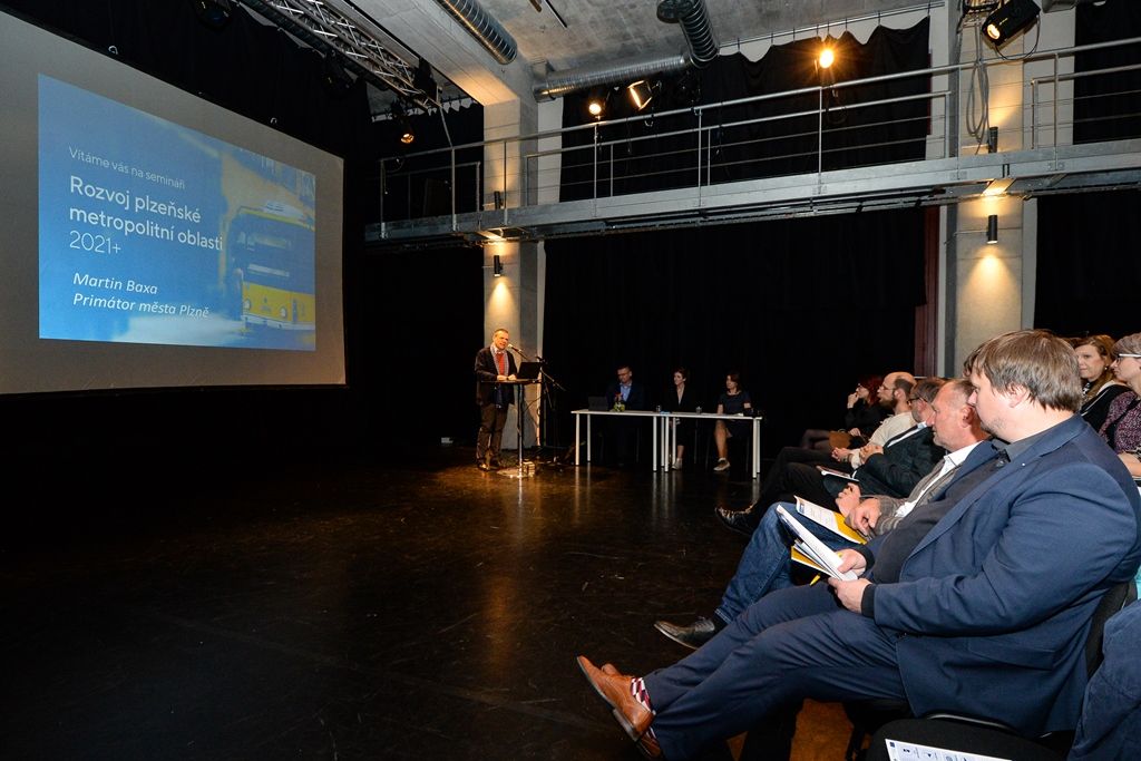 Seminář řešil budoucnost plzeňské metropolitní oblasti v období 2021+ (foto: M. Pecuch, 22.5.2019)