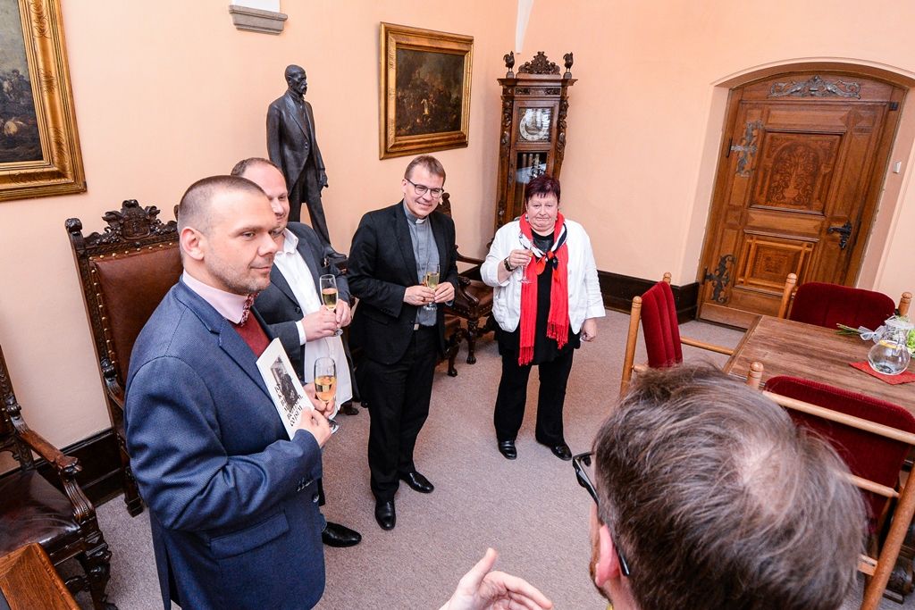 Křest knihy Josef kardinál Beran: Milostí Boží jsem, co jsem (foto: M. Pecuch, 27.5.2019)