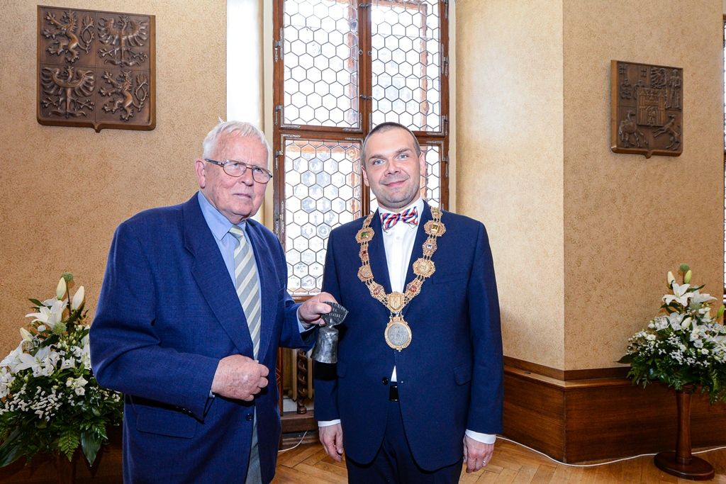 Cenu 1. června získal Jaroslav Cuhra in memoriam (foto: M. Pecuch, 1.6.2019)