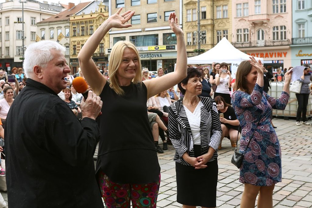 Operní pěvkyně Magdalena Kožená navštívila radnici (foto: M. Pecuch / Z. Vaiz, 31.5.2019)