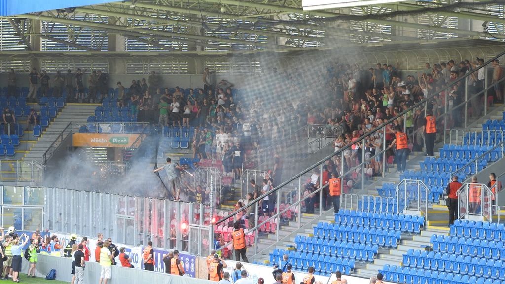 Zásah při střelbě na fotbalovém stadionu cvičilo přes 300 osob (foto: L. Jarolím, 4.6.2019)