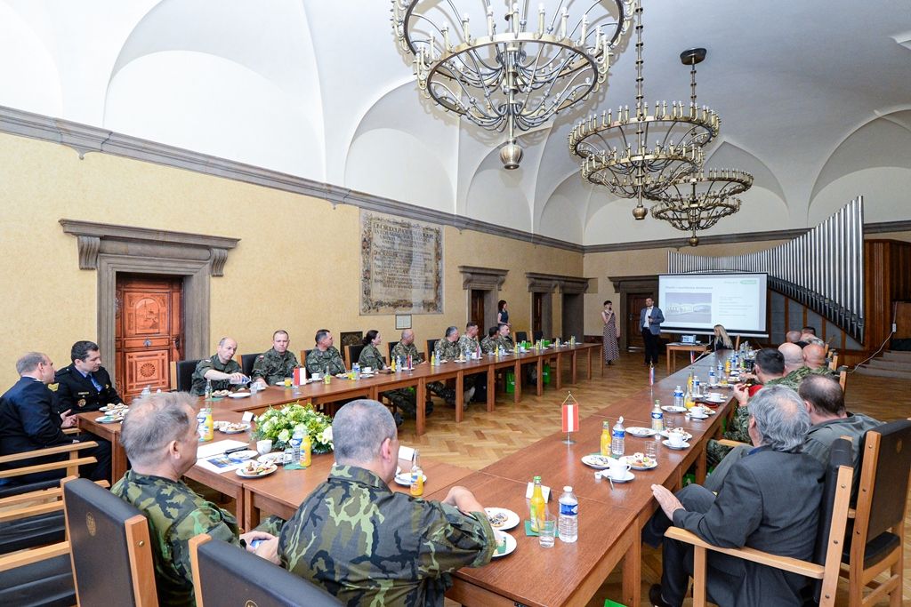 Přijetí velitelů posádkových velitelství na plzeňské radnici (foto: M. Pecuch, 11.6.2019)