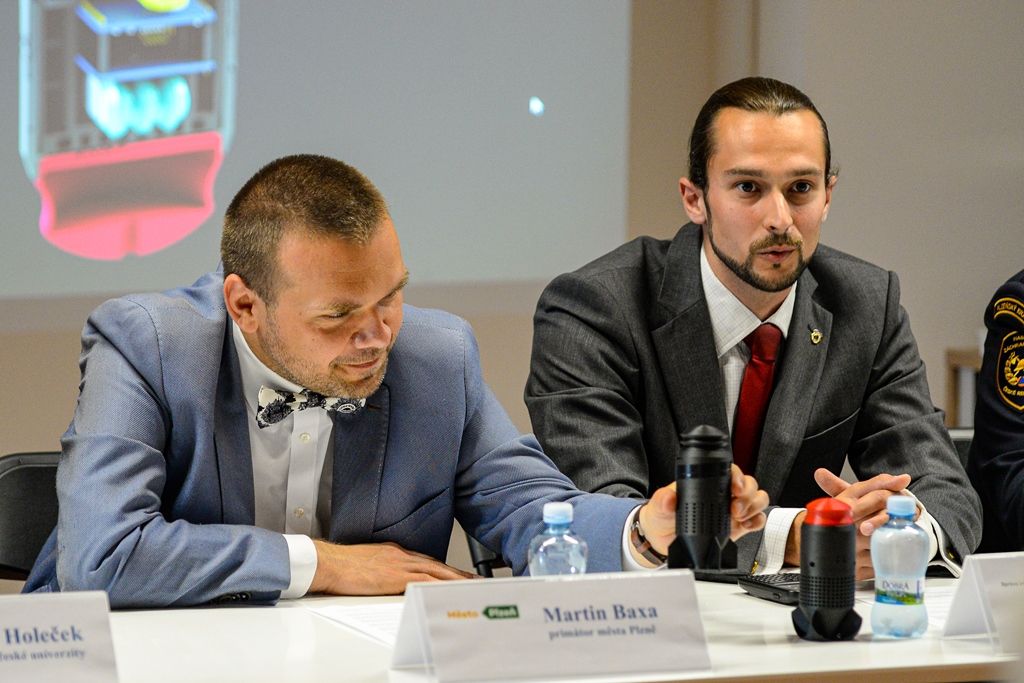 Čidla dronů (foto: M. Pecuch, 13.6.2019)