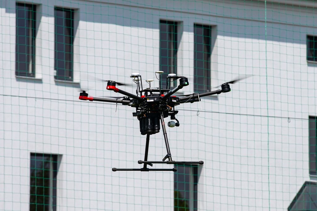 Čidla dronů (foto: M. Pecuch, 13.6.2019)
