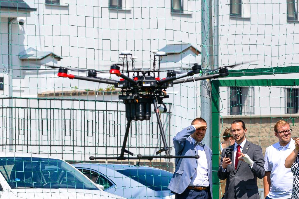 Čidla dronů (foto: M. Pecuch, 13.6.2019)