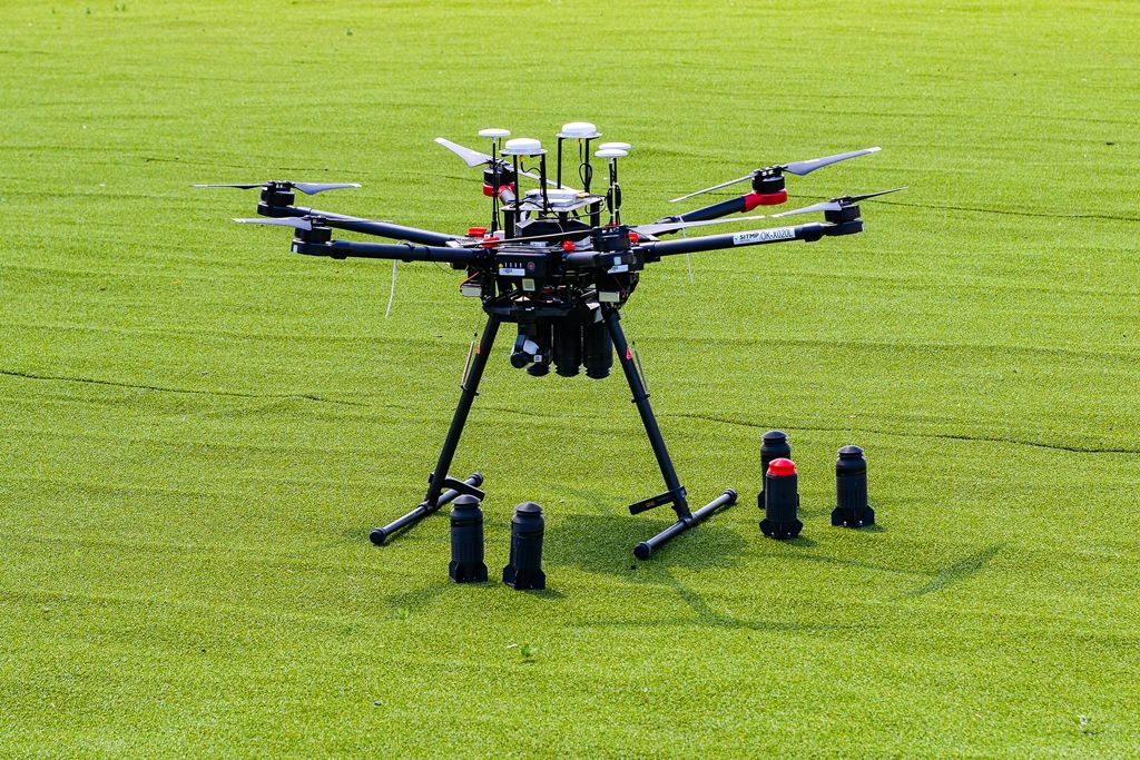 Čidla dronů (foto: M. Pecuch, 13.6.2019)