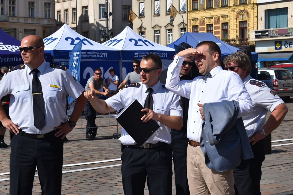 Nejtvrdší hasič přežije (foto: E. Barborková, 14.6.2019)