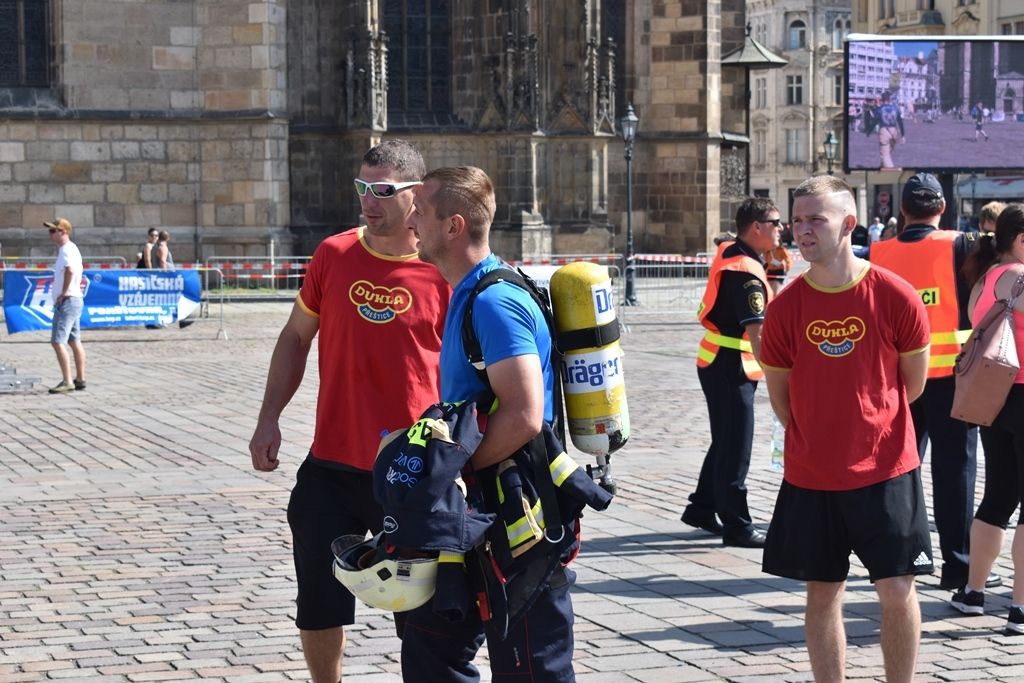 Nejtvrdší hasič přežije (foto: E. Barborková, 14.6.2019)