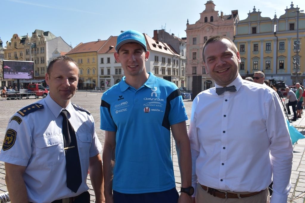 Nejtvrdší hasič přežije (foto: E. Barborková, 14.6.2019)