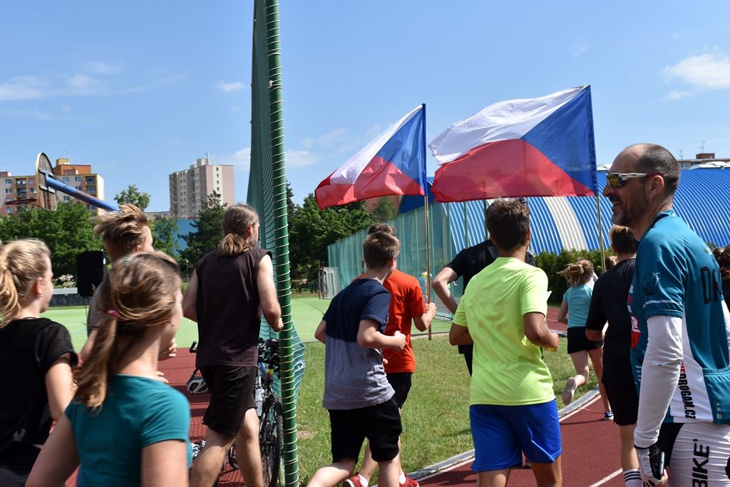 Cyklo-běh za ČR bez drog (foto: A. Jarošová, 18.6.2019)