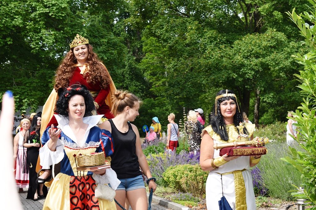 Zahradní slavnost (fotografie: M. Fialová, 19.6.2019)