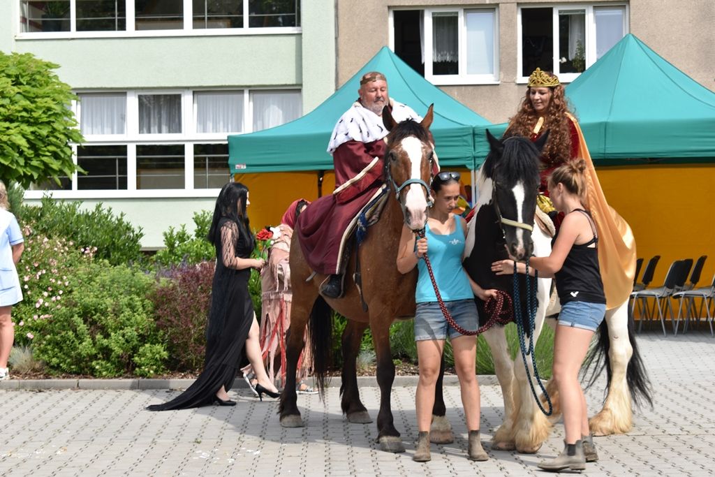 Zahradní slavnost (fotografie: M. Fialová, 19.6.2019)