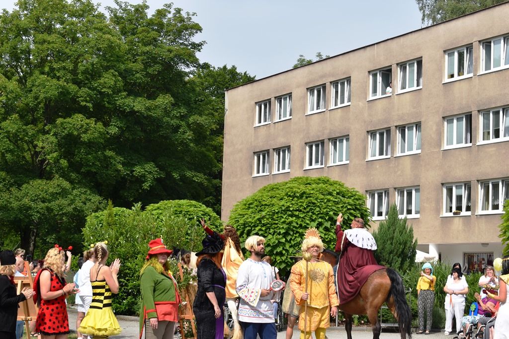 Zahradní slavnost (fotografie: M. Fialová, 19.6.2019)