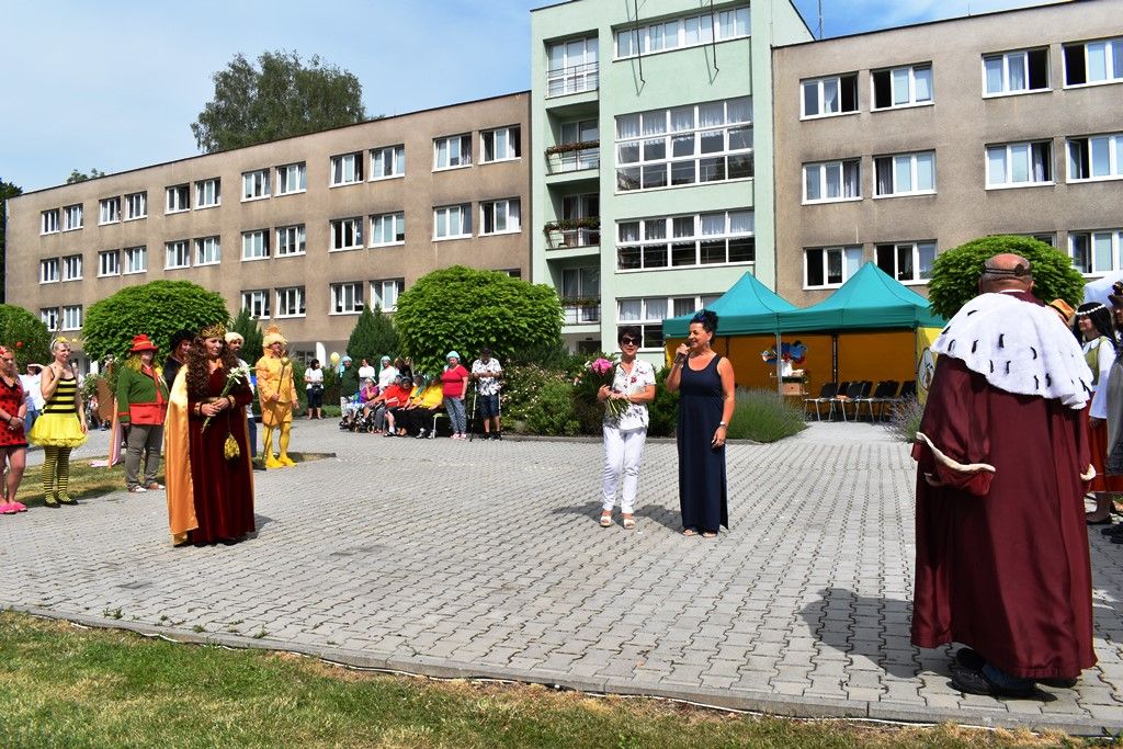 Zahradní slavnost (fotografie: M. Fialová, 19.6.2019)