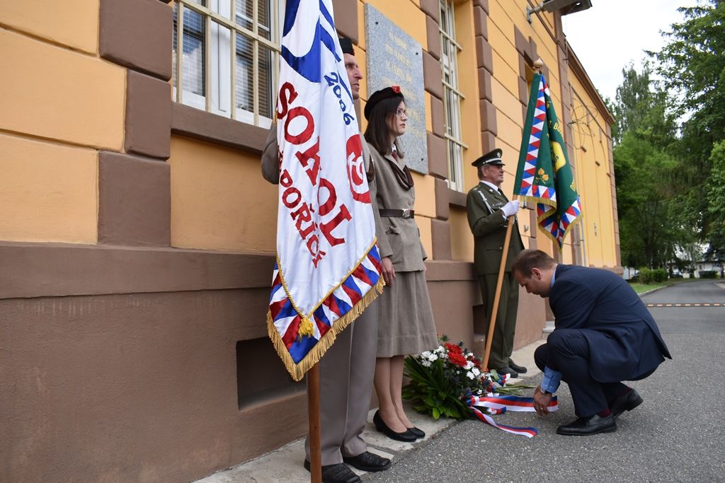Pietní akt za Heliodora Píku (fotografie: A. Jarošová, 21.6.2019)