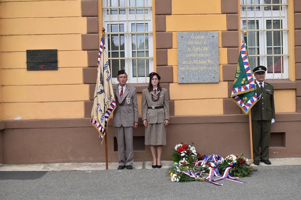 Pietní akt za Heliodora Píku (fotografie: A. Jarošová, 21.6.2019)