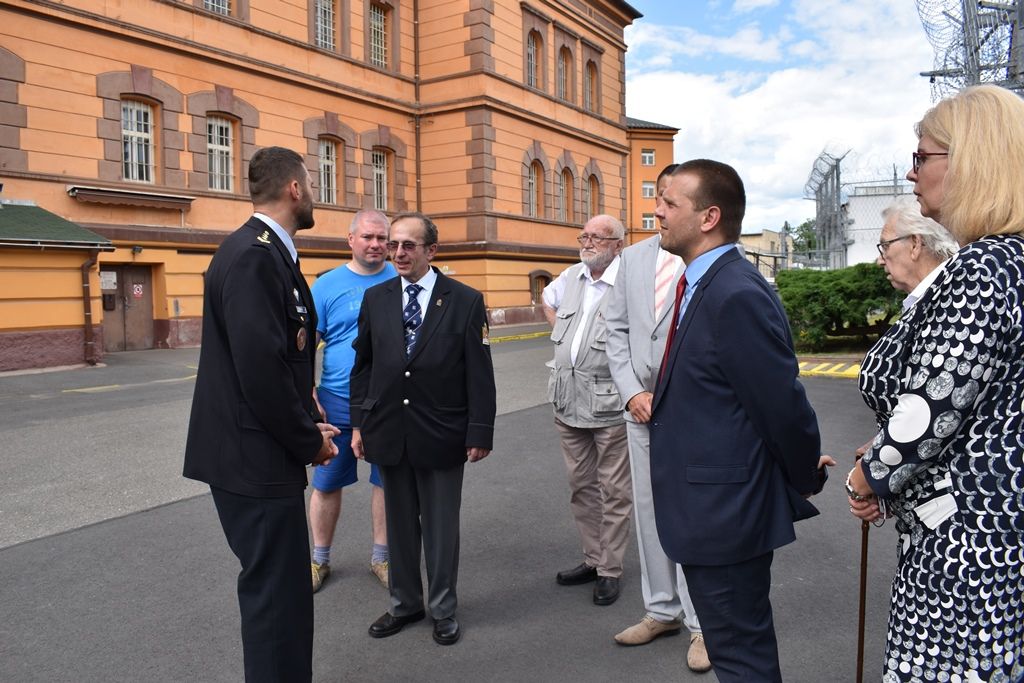 Pietní akt za Heliodora Píku (fotografie: A. Jarošová, 21.6.2019)