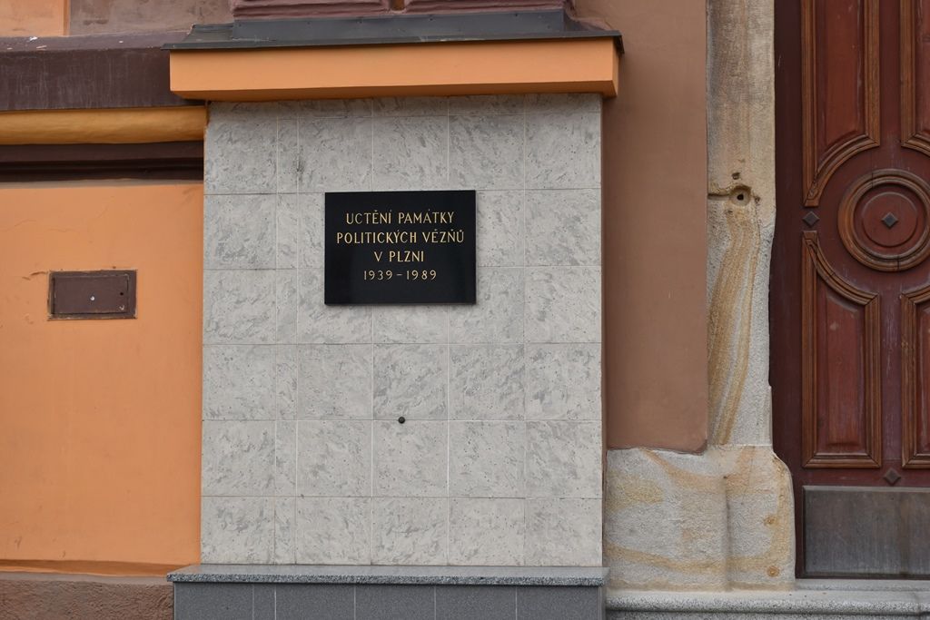 Pietní akt za Heliodora Píku (fotografie: A. Jarošová, 21.6.2019)