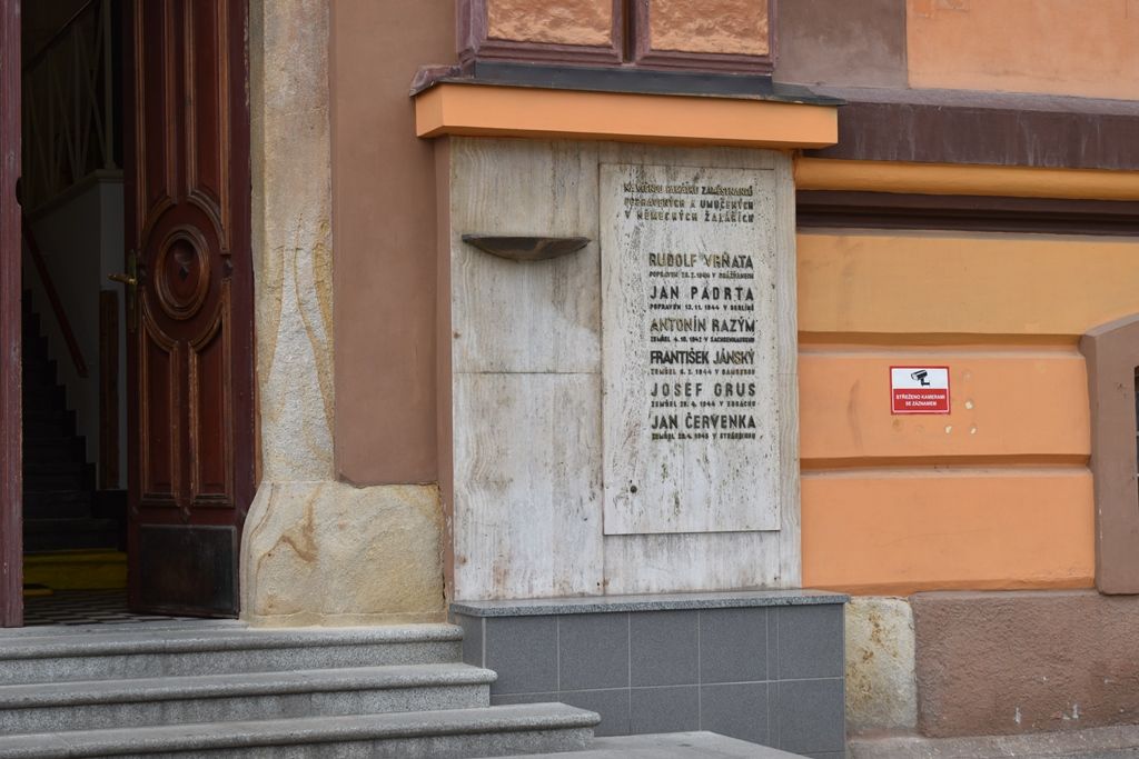 Pietní akt za Heliodora Píku (fotografie: A. Jarošová, 21.6.2019)