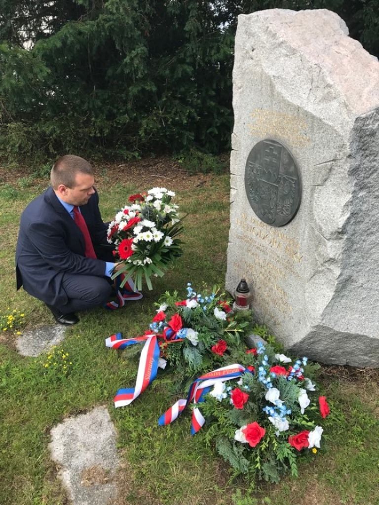 Pietní akt za Heliodora Píku (fotografie: A. Jarošová, 21.6.2019)