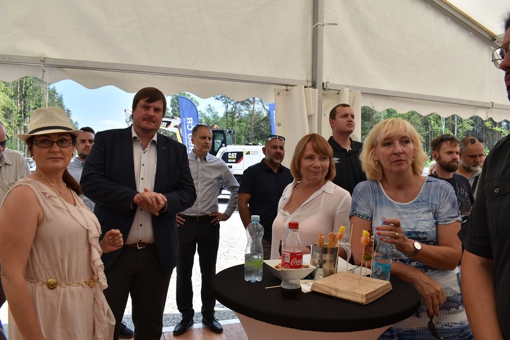 Zahájení stavby silnice I/27 v úseku Třemošenský rybník - Orlík (foto: A. Jarošová, 27.6.2019)