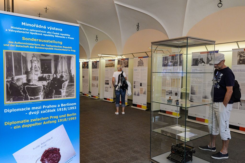 Výstava Diplomacie mezi Prahou a Berlínem – Dvojí začátek 1918/1993 (foto: M. Pecuch, 15.7.2019)