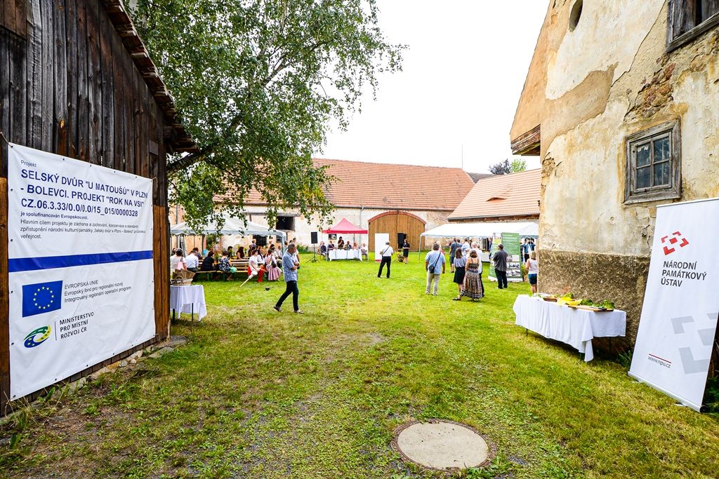Selský dvůr U Matoušů v Plzni Bolevci (foto: M. Pecuch/Z. Vaiz, 28.8.2019)