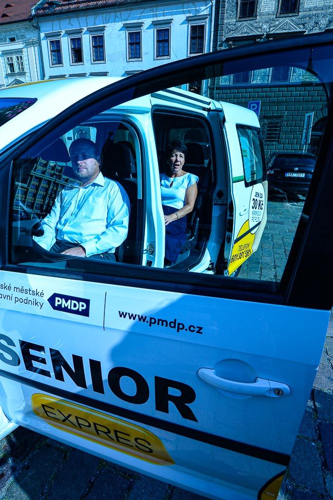 Nové vozidlo služby Senior Expres (foto: M. Pecuch, 30.8.2019)