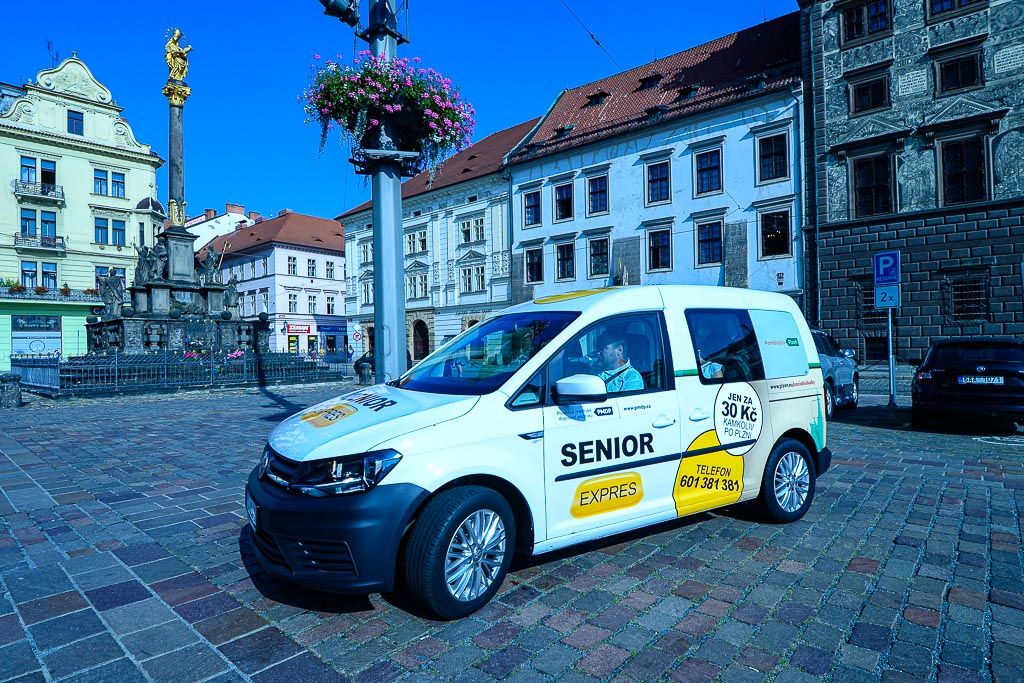 Nové vozidlo služby Senior Expres (foto: M. Pecuch, 30.8.2019)