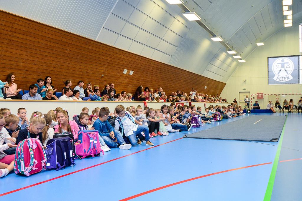 Do prvních tříd v Plzni dnes nastoupilo kolem 1600 prvňáčků (foto: M. Pecuch/A. Jarošová, 2.9.2019)