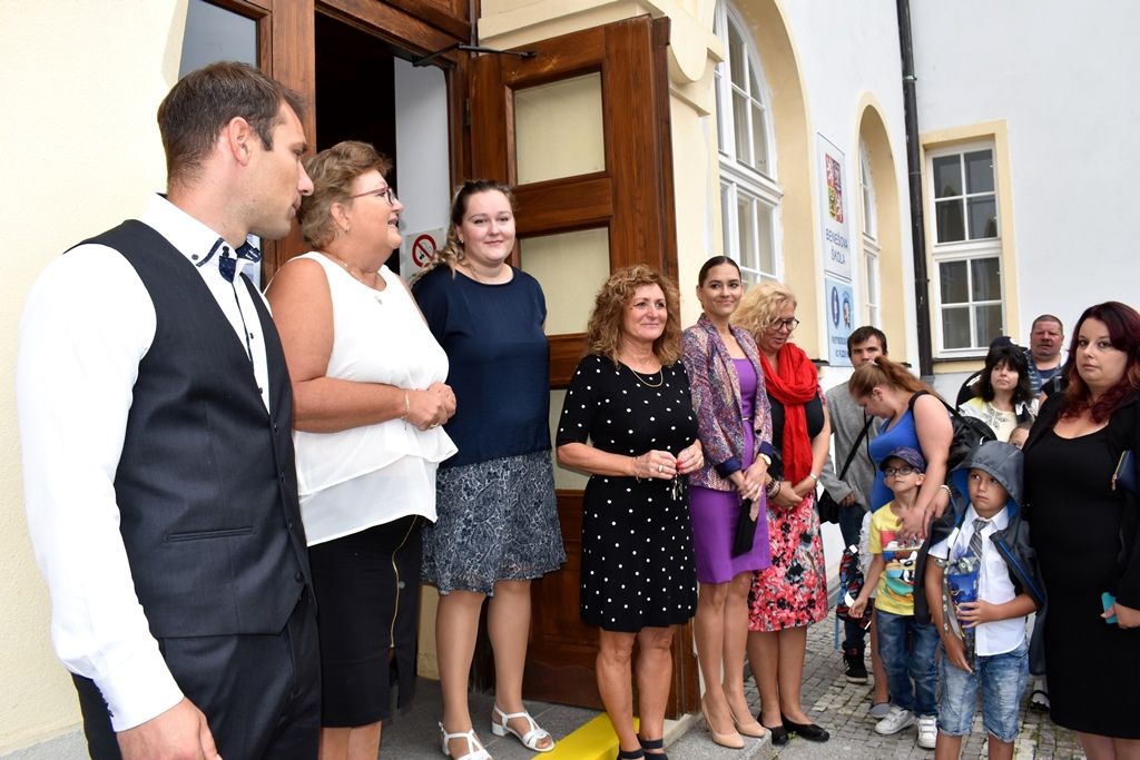 Do prvních tříd v Plzni dnes nastoupilo kolem 1600 prvňáčků (foto: M. Pecuch/A. Jarošová, 2.9.2019)