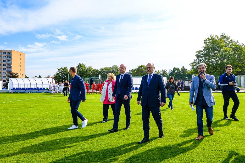Sportovní areál pro talentované fotbalisty i žáky (foto: M. Pecuch, 11.9.2019)