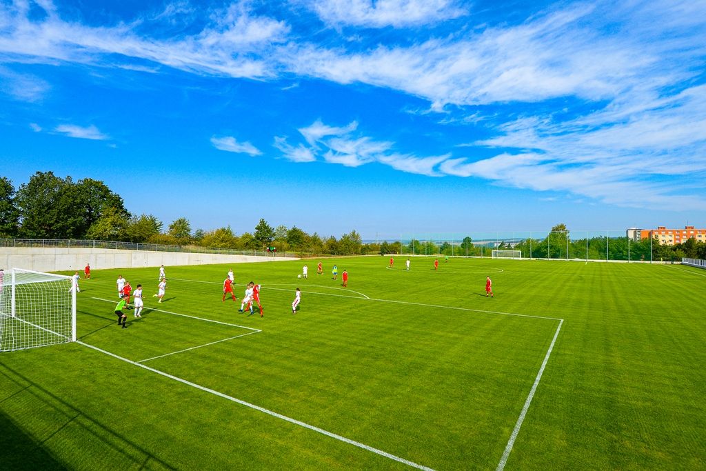 Sportovní areál pro talentované fotbalisty i žáky (foto: M. Pecuch, 11.9.2019)