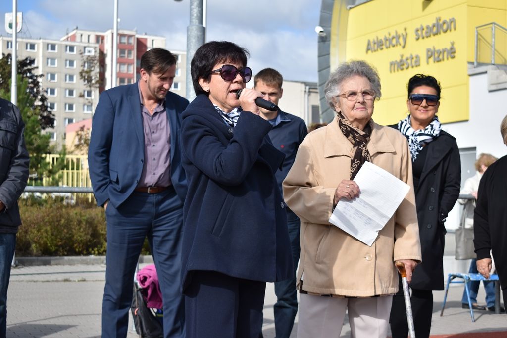 Sportovní hry seniorů vyplnily netradiční disciplíny (foto: P. Holub, 18.9.2019)