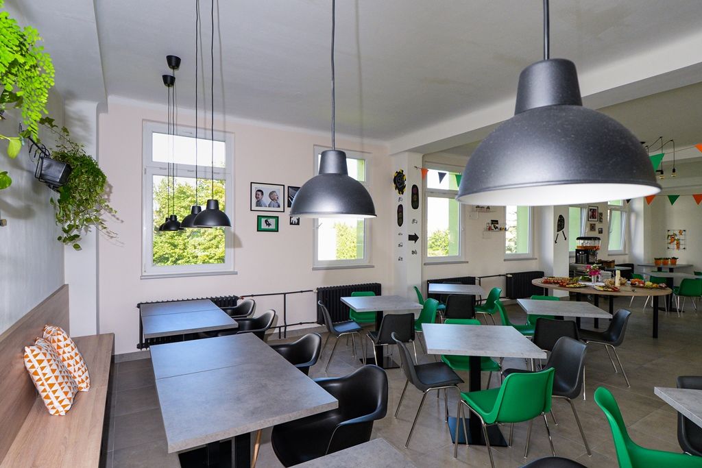 Dopravní škola v Křimicích má opravenou školní jídelnu (foto: M. Pecuch, 20.9.2019)