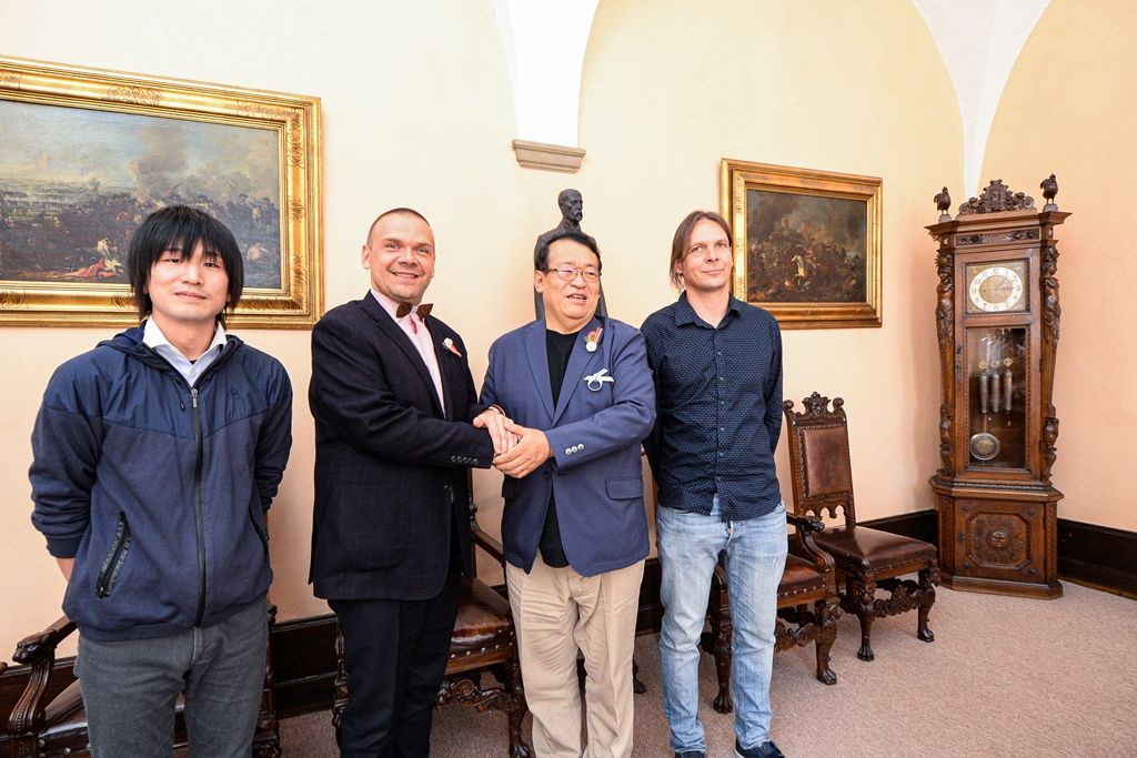 Primátor jednal s japonským starostou o spolupráci loutkářů (foto: M. Pecuch, 22.9.2019)