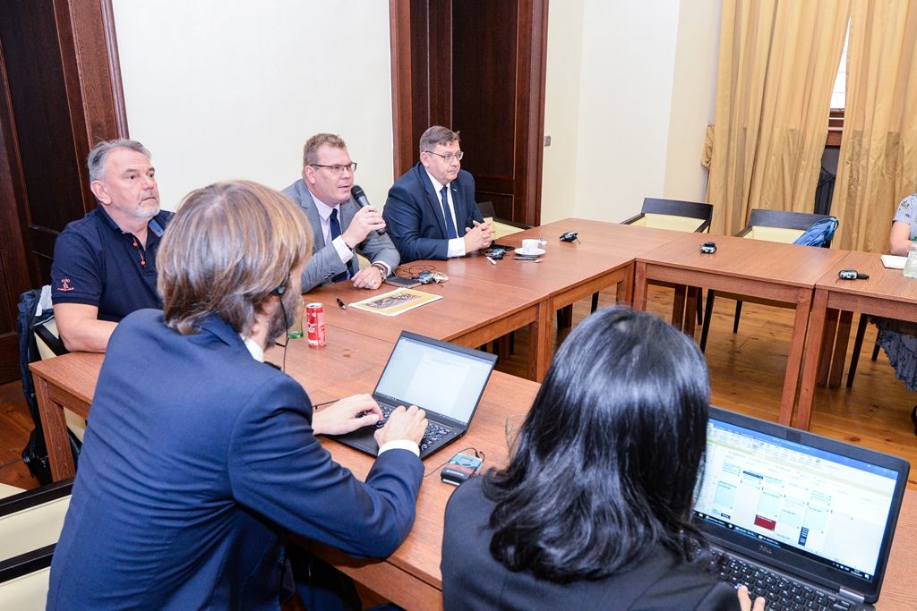 Přijetí delegace OECD, EK a MMR (foto: M. Pecuch, 27.9.2019)