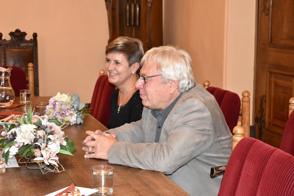 Sbormistr Zdeněk Vimr obdržel medaili za uměleckou činnost (foto: A. Jarošová, 30.9.2019)