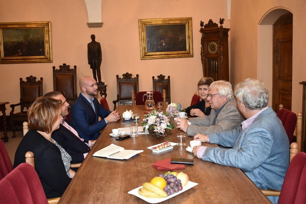 Sbormistr Zdeněk Vimr obdržel medaili za uměleckou činnost (foto: A. Jarošová, 30.9.2019)