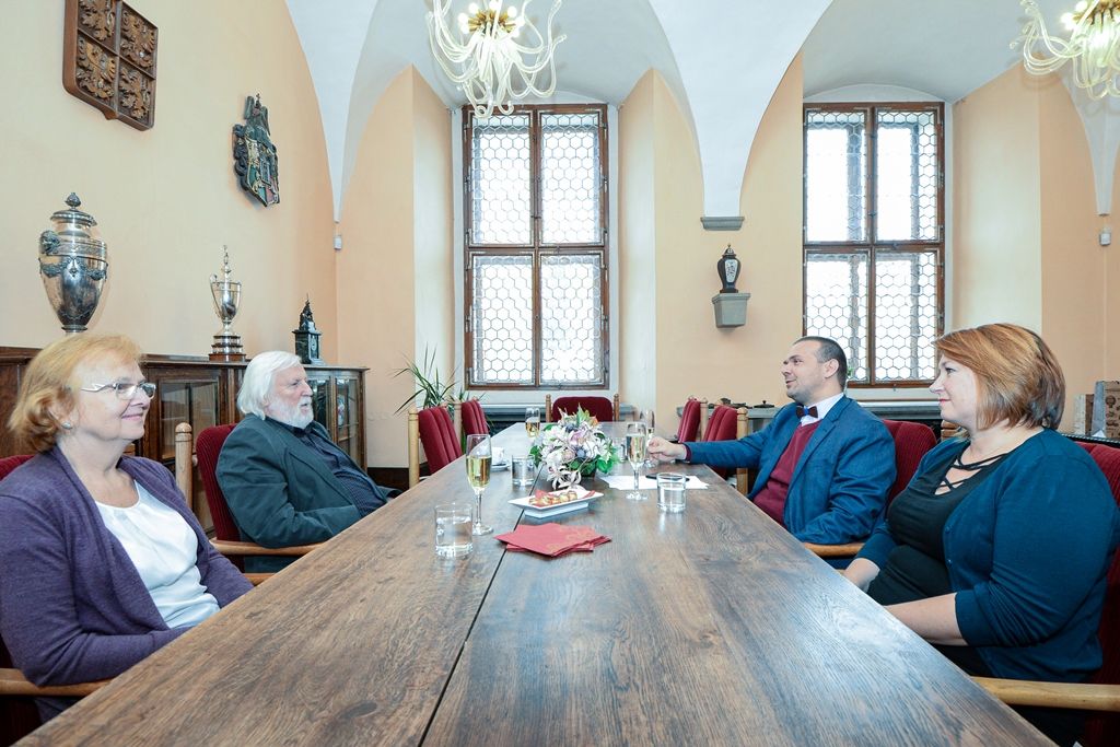 Primátor poblahopřál Janu Loučímovi k životnímu jubileu (foto: M. Pecuch, 8.10.2019)