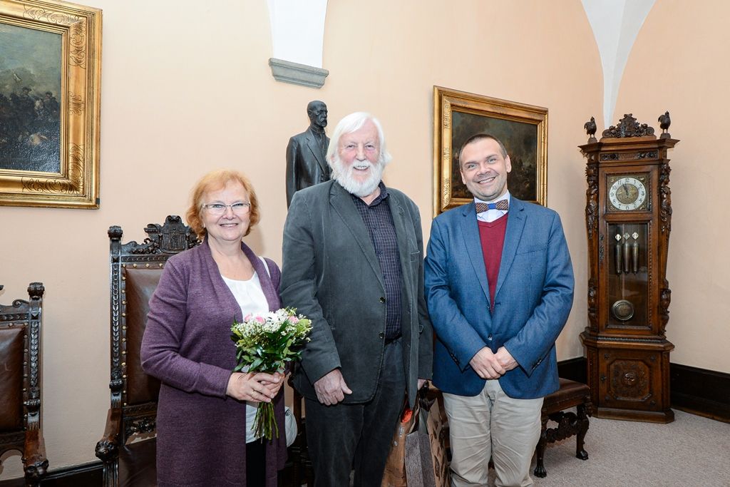 Primátor poblahopřál Janu Loučímovi k životnímu jubileu (foto: M. Pecuch, 8.10.2019)