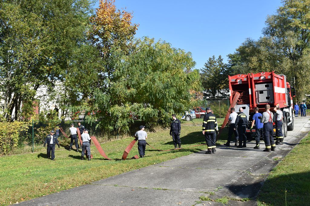 Instalace zařízení na čerpání vody z Radbuzy (foto: A. Jarošová, 14.10.2019)
