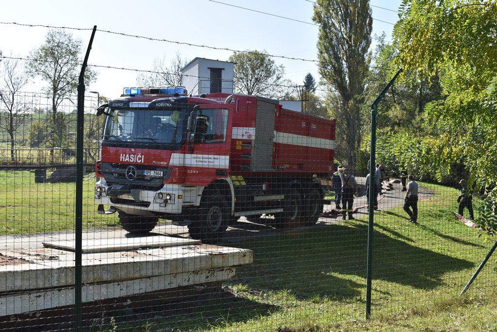 Instalace zařízení na čerpání vody z Radbuzy (foto: A. Jarošová, 14.10.2019)