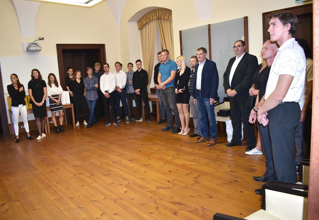 Plzeňští atleti prezentovali své skvělé úspěchy na radnici (foto: A. Jarošová, 14.10.2019)